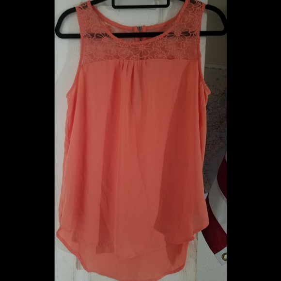 Women's sheer top - Picture 1 of 3